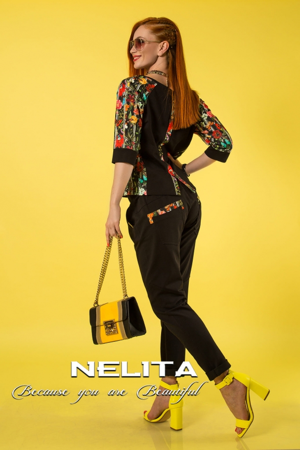 Спортно-елегантен комплект NELITA с принт