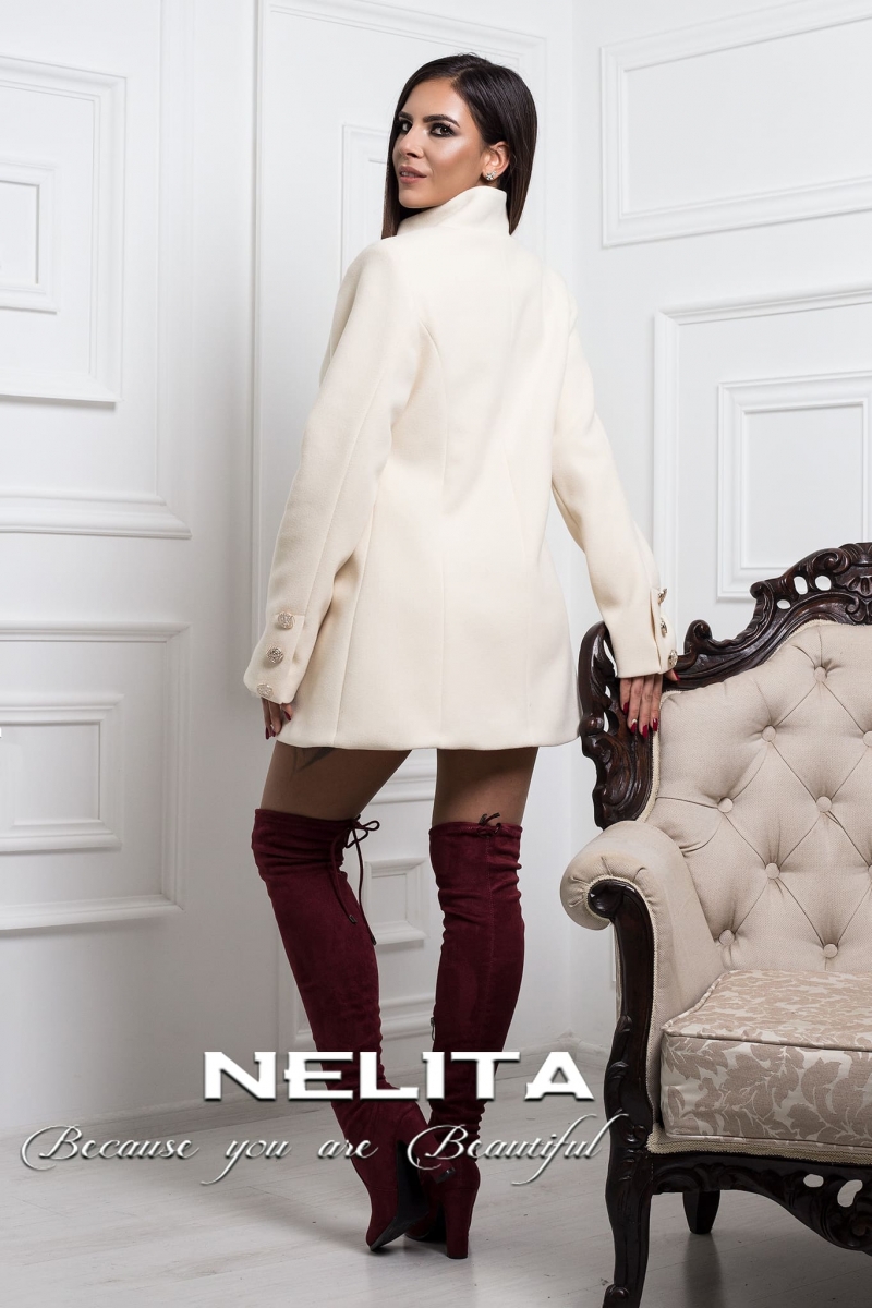Елегантно палто NELITA с копчета