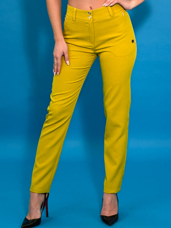 Стилен панталон в цвят лайм