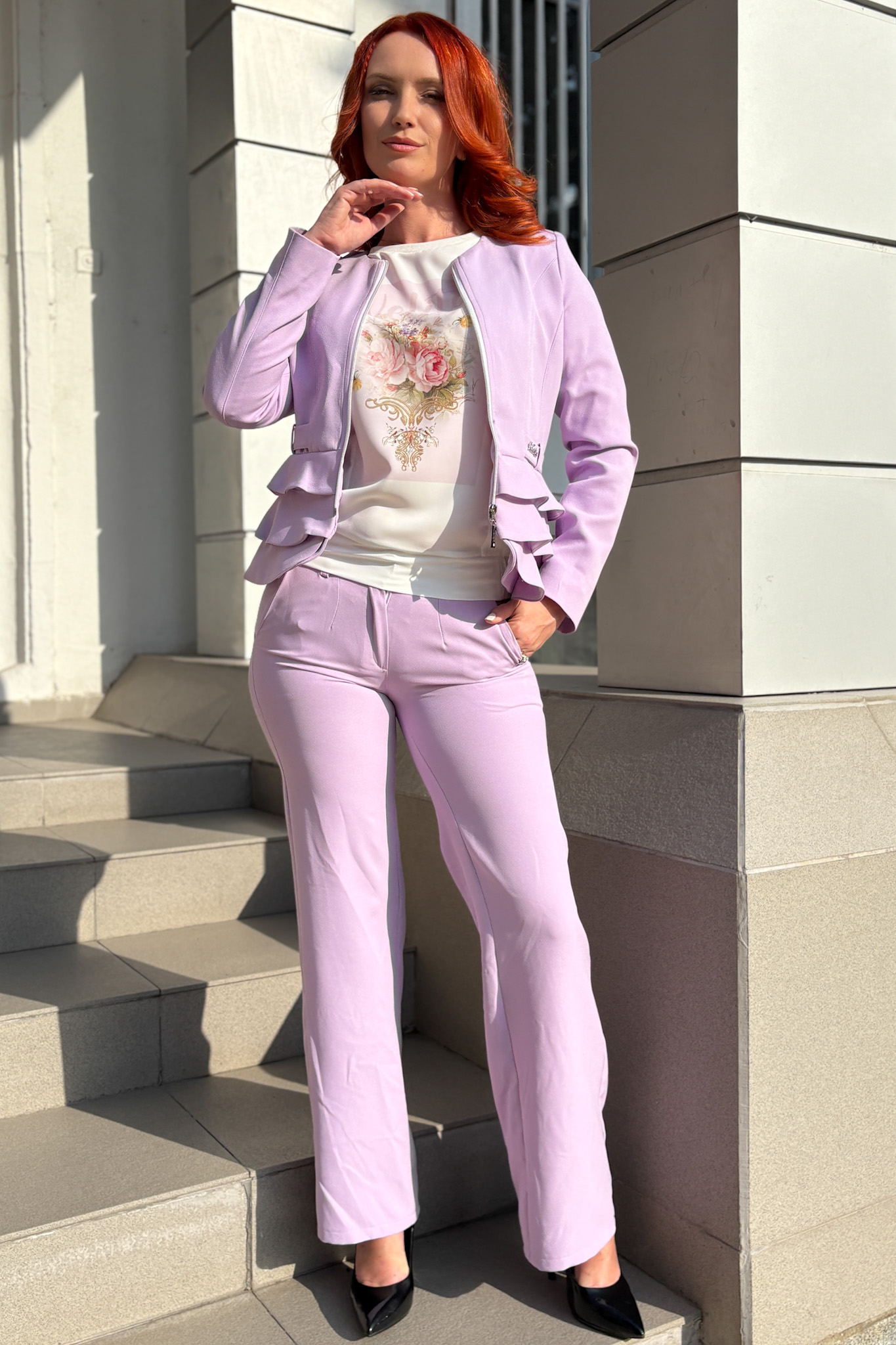 Дамско елегантно сако с цип