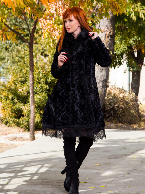 Палто от астраган и яка от еко