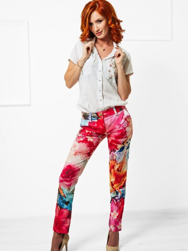 Елегантен панталон с цветен флорален принт