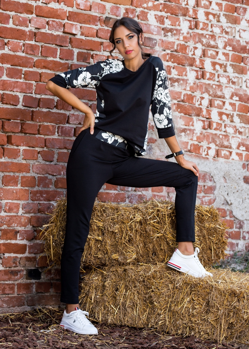 Спортен комплект с дизайнерски принт 2848/714A