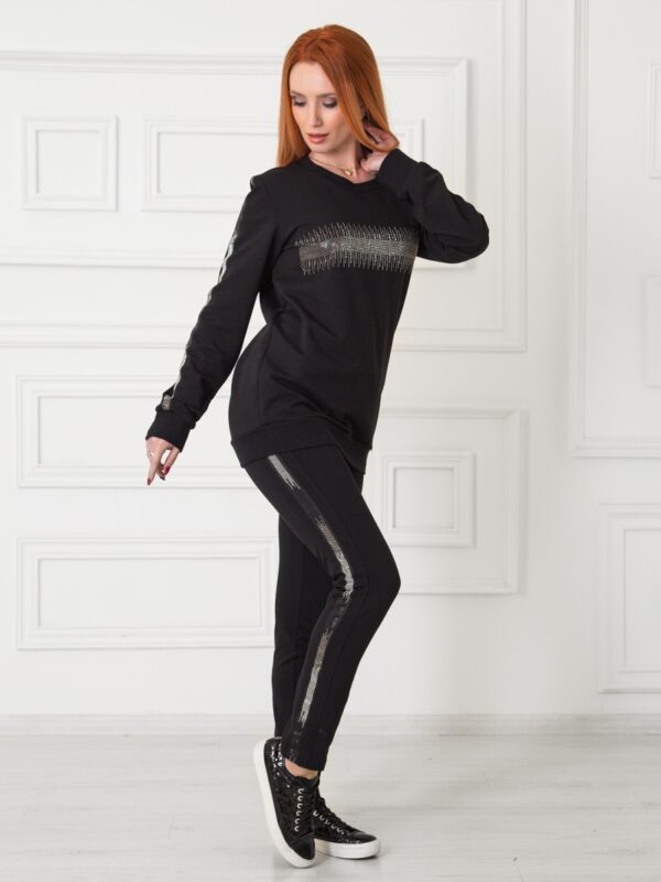 Спортно-елегантен комплект NELITA