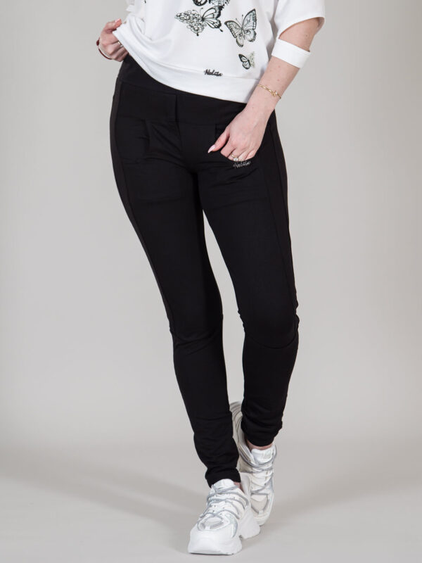 Спортен панталон в черно